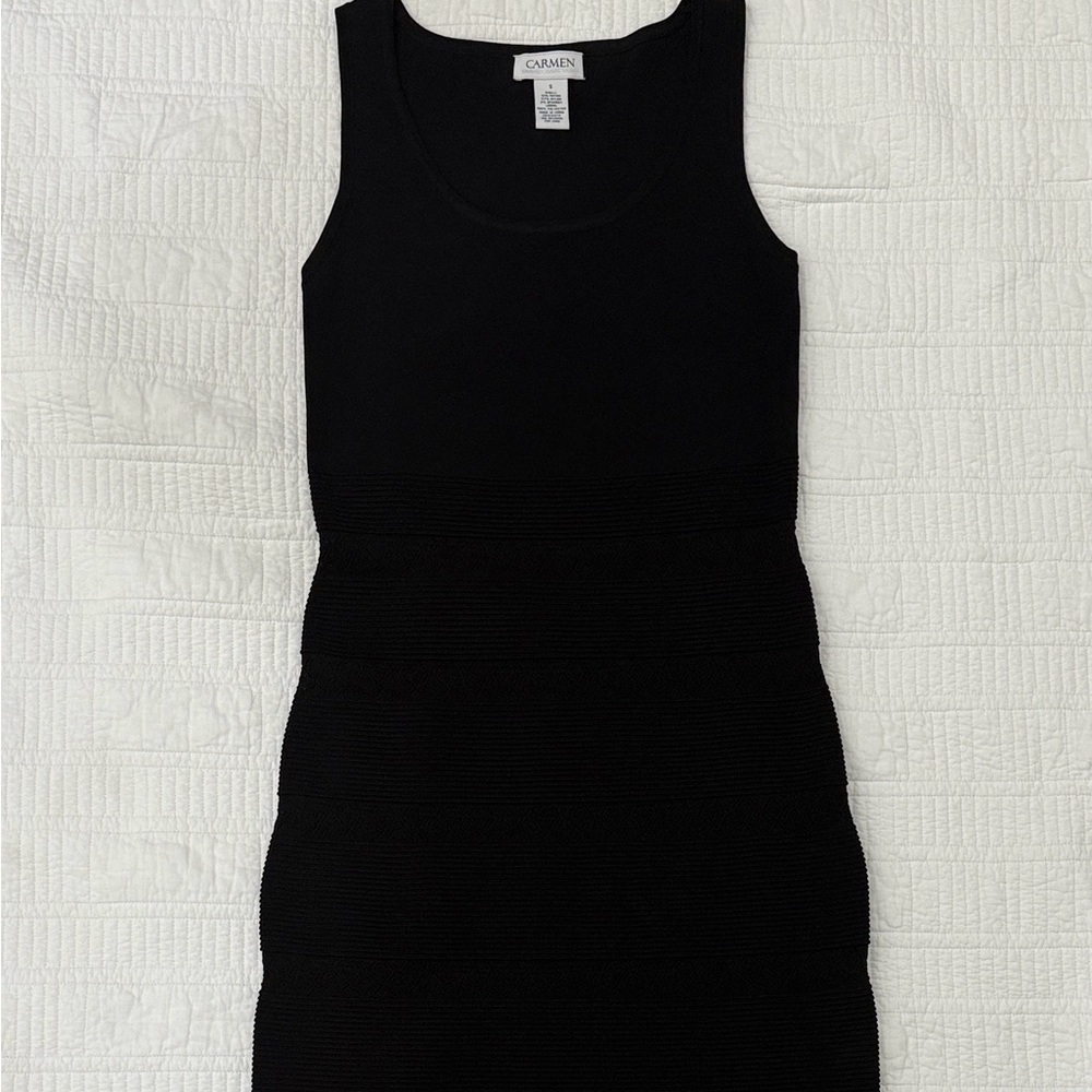 Carmen Marc Valvo Elegant Black Mini Dress